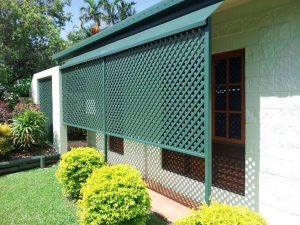 Green Painted Screen 2—Screen in Bungalow QLD